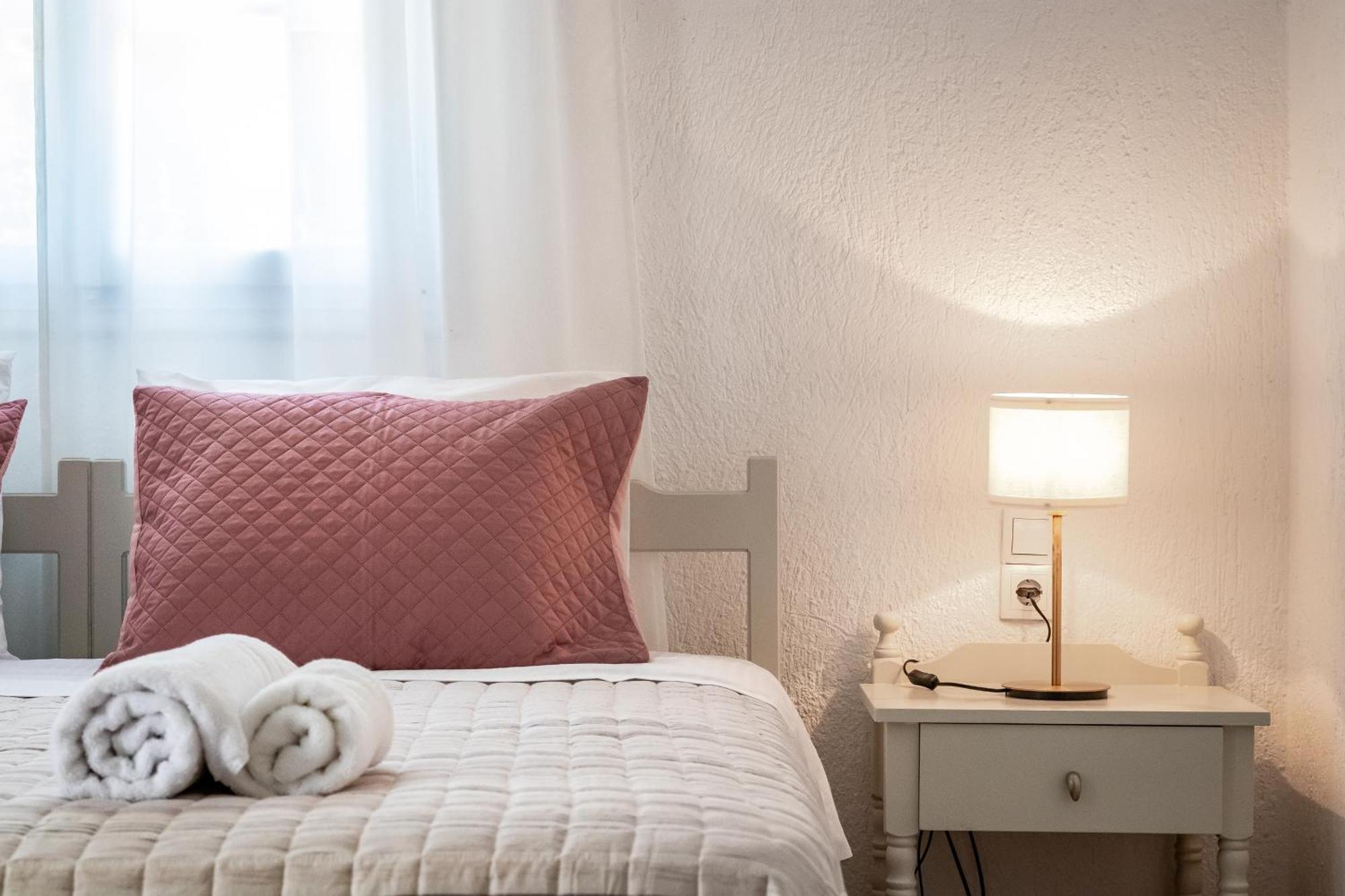 Aelia Apartment Skopelos Town Ngoại thất bức ảnh