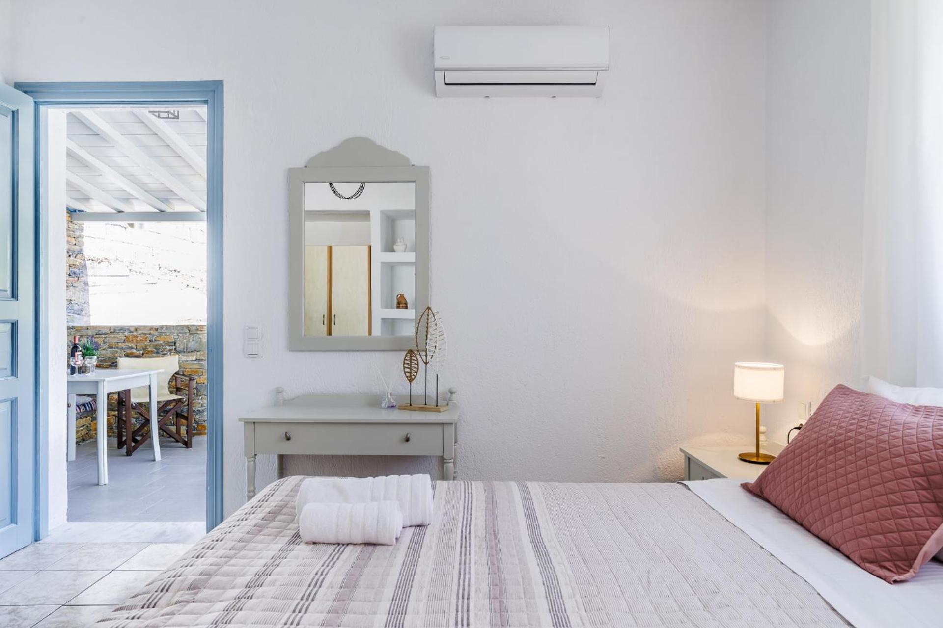 Aelia Apartment Skopelos Town Ngoại thất bức ảnh