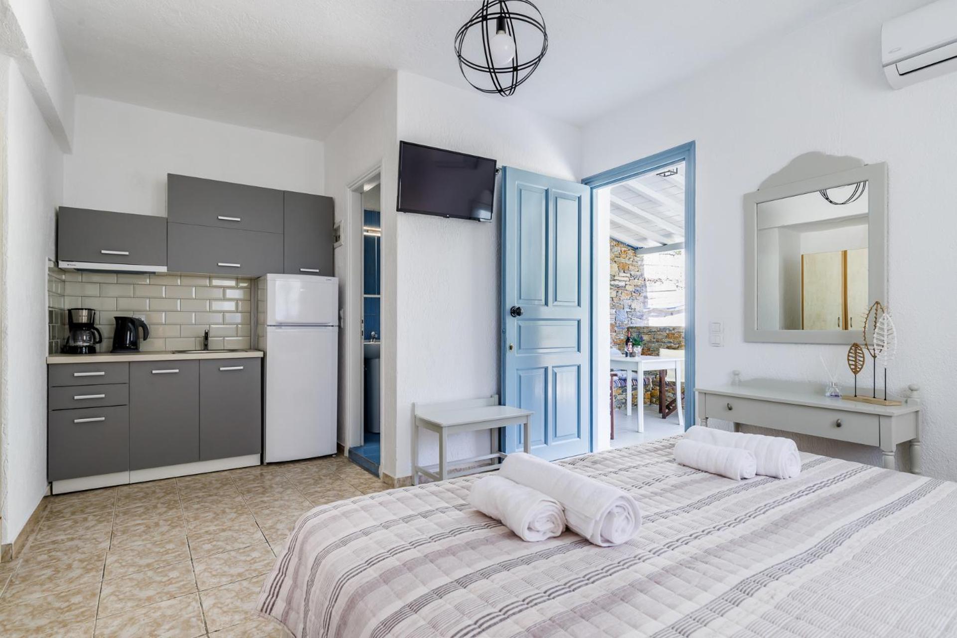 Aelia Apartment Skopelos Town Ngoại thất bức ảnh